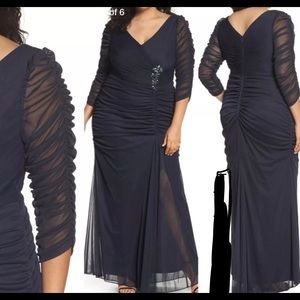 Adrianna Papell Navy Evening Gown Size 6